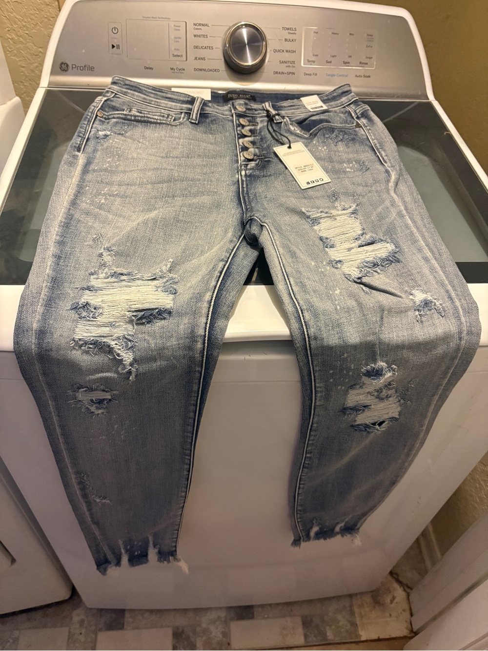 Distressed Light Blue Women’s Jeans - Judy Blue